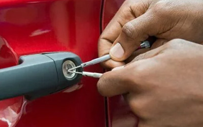 Apertura de coches en Sitges sin daños